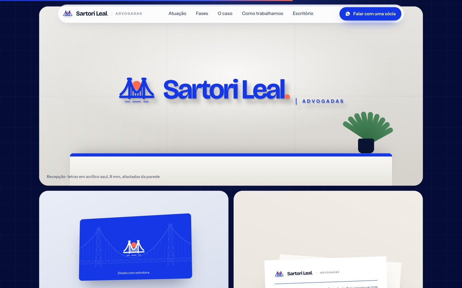 Placa da recepção na página de identidade visual — Sartori Leal Advogadas